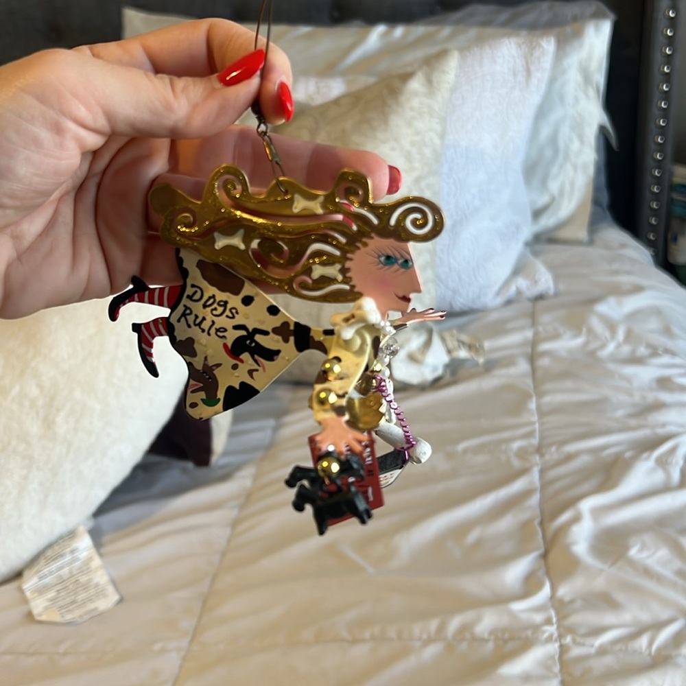 FANCIFUL FLIGHTS DOGS RULE ORNAMENT - Picture 6 of 6